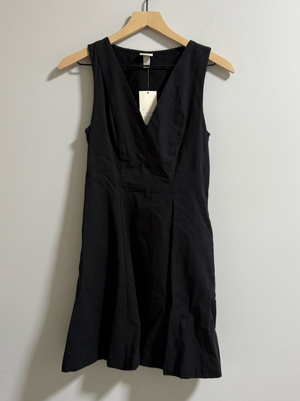 A New Day Classic V-Neck Black Sleeveless Dress - Picture 2 of 8